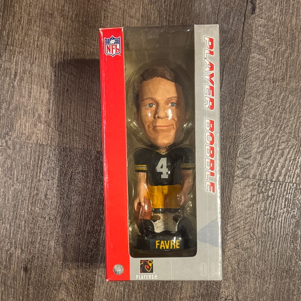Green Bay Packers Brett Favre player bobblehead